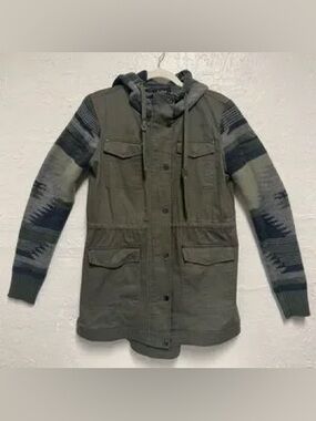 Coffee Shop Olive Utility Jacket with Hood Drawstring Waist Patterned Sleeves